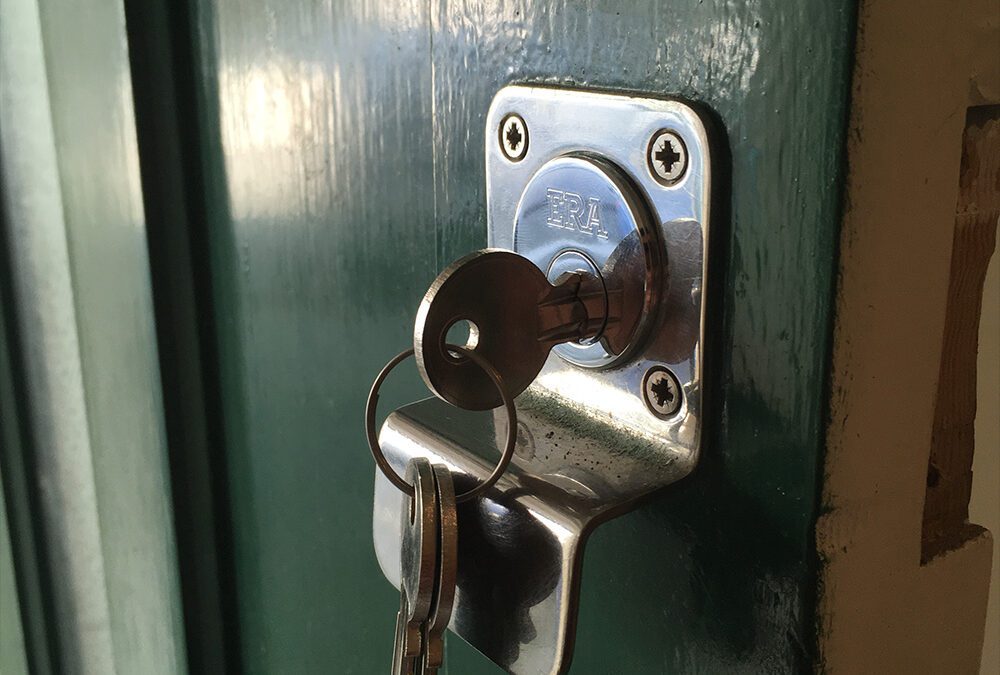 Key snapped in hove LBP locksmith called