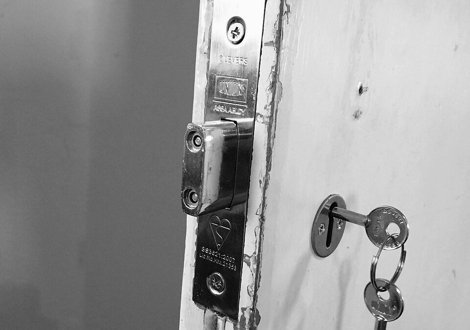 Brighton Locksmith | Apartment Lock Change