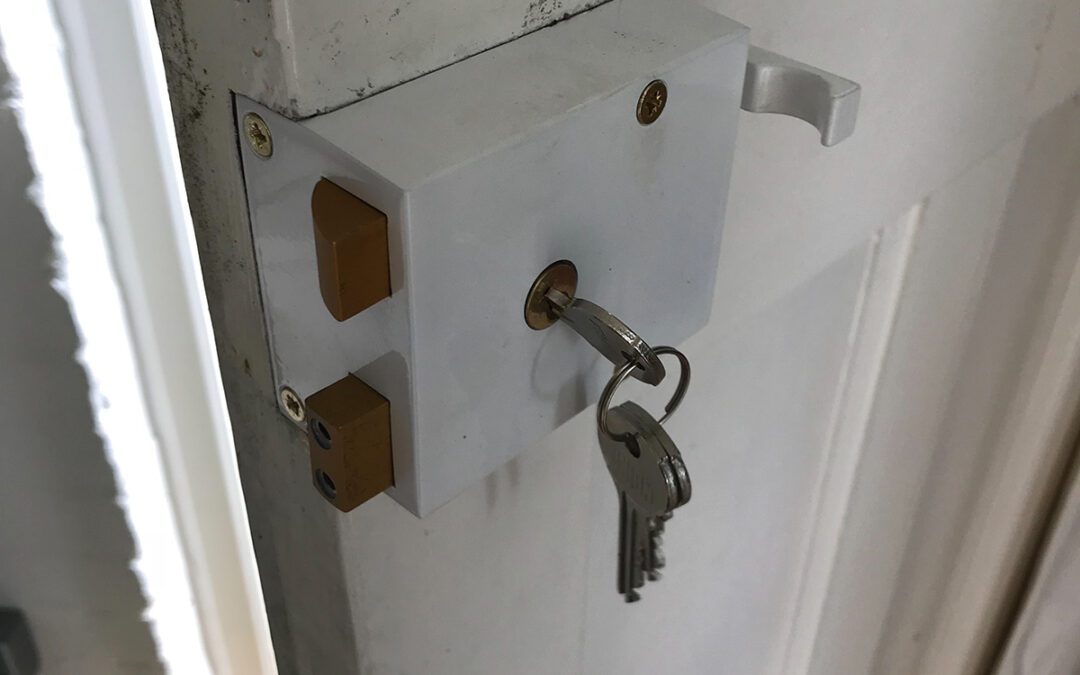 nightlatch lbp locksmith preston park