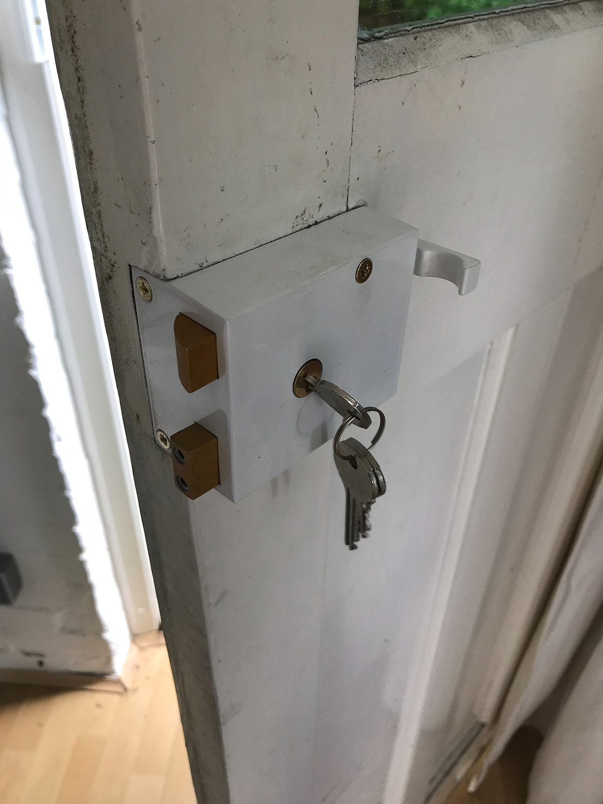 Deadlock night latch replacement Preston Park LBP Locksmiths Brighton