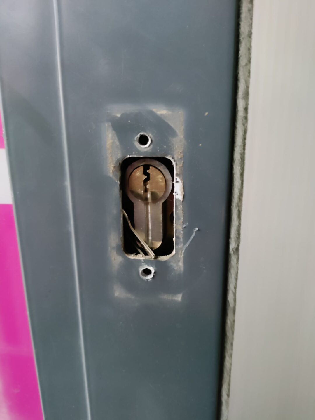 damaged lock
