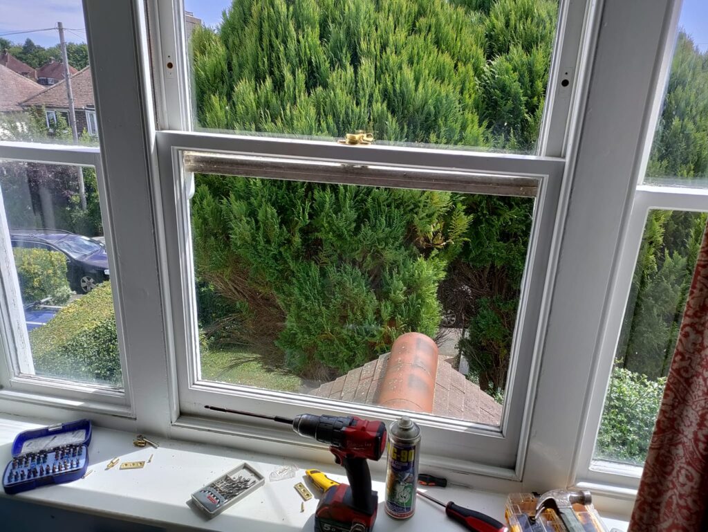 sash window lock installation